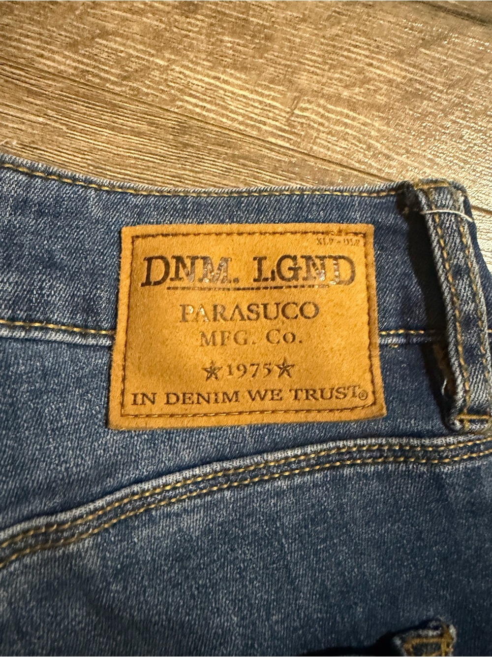 Parasuco Indigo Relaxed Fit Jeans - Picture 4 of 4